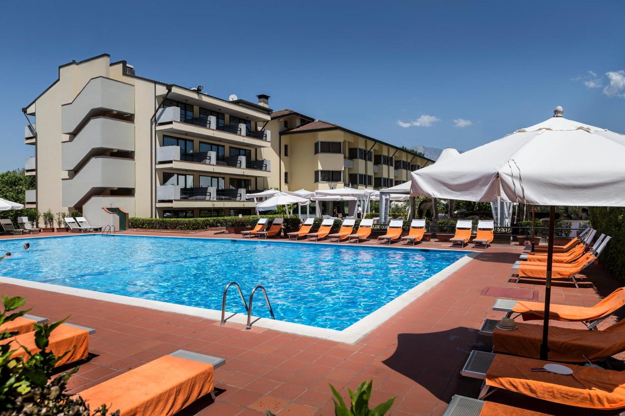 Una Hotels Forte Dei Marmi Exterior photo